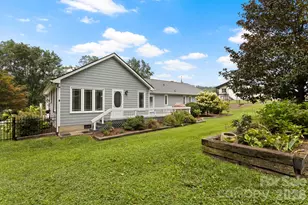 231 Kimberly Ann Dr, Hendersonville, NC 28792 - Photo 29