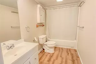 818 Grier St, Lincolnton, NC 28092 - Photo 11