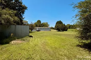 2400 Rock Rd, Rutherfordton, NC 28139 - Photo 3