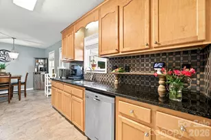 359 Huffstetler Lake Rd, Dallas, NC 28034 - Photo 25