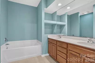 25 Old Pasture Way, Laurel Park, NC 28739 - Photo 17