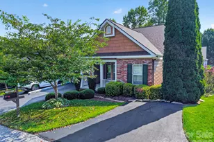 25 Old Pasture Way, Laurel Park, NC 28739 - Photo 3