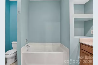 25 Old Pasture Way, Laurel Park, NC 28739 - Photo 19