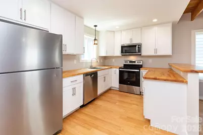 56 W Cascade Street, Asheville, NC 28704 - Photo 7