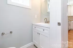 56 W Cascade St, Asheville, NC 28704 - Photo 11