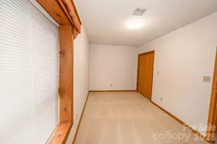 3711 Blendwood Ln NE, Hickory, NC 28601 - Photo 25