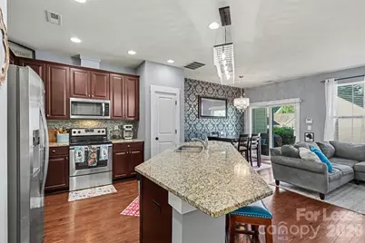3835 Willow Green Place, Charlotte, NC 28206 - Photo 7