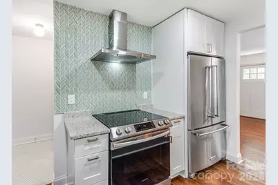 3032 Edsel Place, Charlotte, NC 28205 - Photo 9