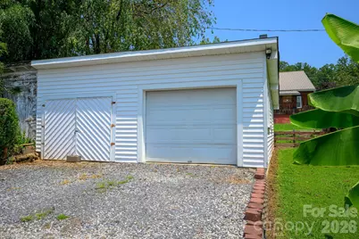 580 Baldwin Avenue, Marion, NC 28752 - Photo 13