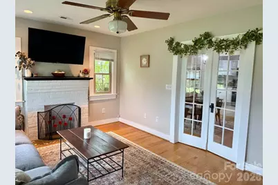 116 Beverly Avenue, Hendersonville, NC 28792 - Photo 13