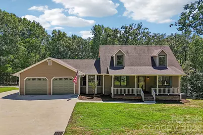 158 Mallard Drive, Columbus, NC 28722 - Photo 1