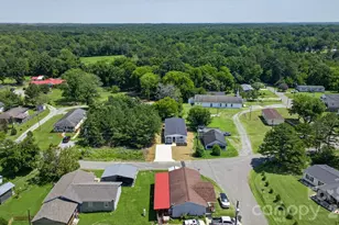 1303 Elrado St, Burlington, NC 27217 - Photo 35