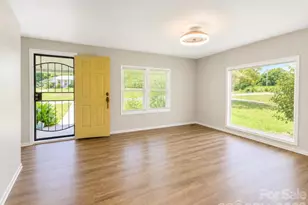 6955 Sandhill Rd, Kershaw, SC 29067 - Photo 3