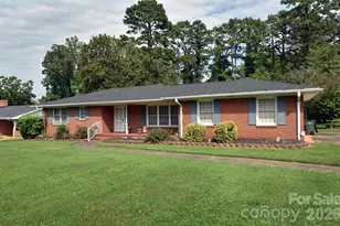 1036 S Rowan Circle, Salisbury, NC 28146 - Photo 1