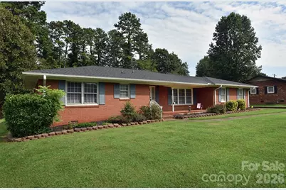 1036 S Rowan Circle, Salisbury, NC 28146 - Photo 3