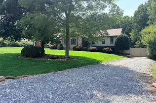 3867 Angie Dr, Denver, NC 28037 - Photo 5