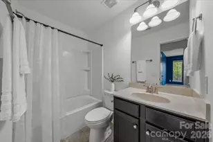 2419 Diplomat Ln, Charlotte, NC 28210 - Photo 23