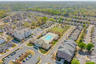2419 Diplomat Ln, Charlotte, NC 28210 - Photo 33