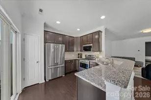 2419 Diplomat Ln, Charlotte, NC 28210 - Photo 13
