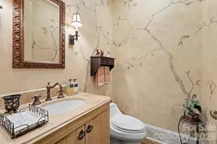 2343 Roswell Ave, Charlotte, NC 28207 - Photo 25