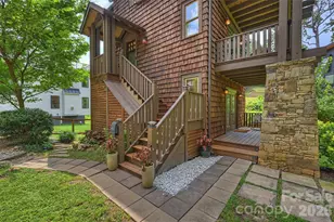 1611 Tippah Park Ct, Charlotte, NC 28205 - Photo 5