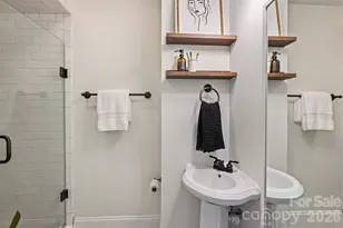 1611 Tippah Park Ct, Charlotte, NC 28205 - Photo 29