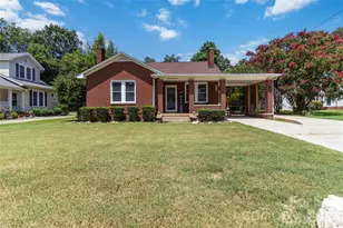 112 Pressley St, Clover, SC 29710 - Photo 1
