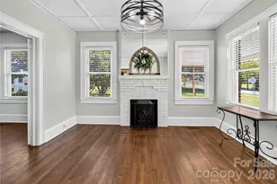 112 Pressley St, Clover, SC 29710 - Photo 7