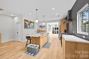 3020 Cobbs Hl Rd, Charlotte, NC 28205 - Photo 5