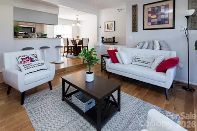 212 W 10th Street #17, Charlotte, NC 28202 - Photo 3
