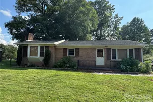 805 Furman St, Dallas, NC 28034 - Photo 1