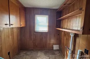 805 Furman St, Dallas, NC 28034 - Photo 17