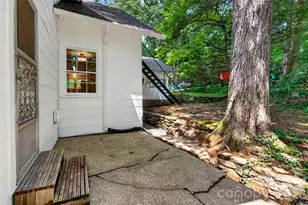 7 Bowers Rd, Black Mountain, NC 28711 - Photo 33