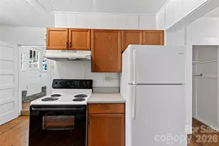 7 Bowers Rd, Black Mountain, NC 28711 - Photo 15