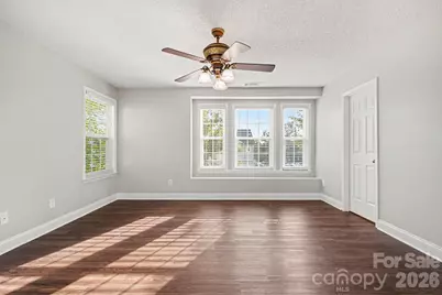 13634 Riding Hill Avenue, Charlotte, NC 28213 - Photo 9