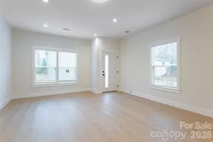 4 & 10 Wyndom Ln, Asheville, NC 28805 - Photo 11