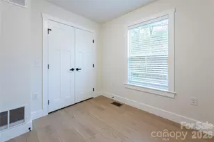 4 & 10 Wyndom Ln, Asheville, NC 28805 - Photo 19