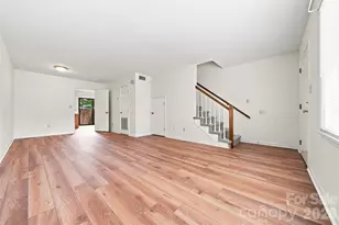 1330 5th St NE, Hickory, NC 28601 - Photo 5