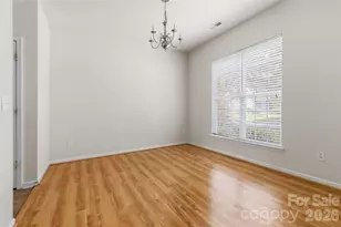 1520 Peaceful Way Dr, Charlotte, NC 28206 - Photo 5