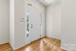 1520 Peaceful Way Dr, Charlotte, NC 28206 - Photo 3