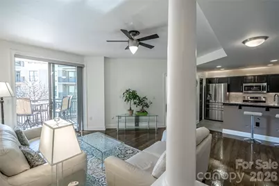 718 W Trade Street #605, Charlotte, NC 28202 - Photo 3