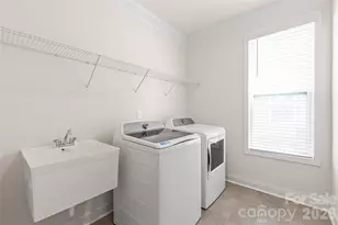 5703 Casper Dr, Charlotte, NC 28214 - Photo 33