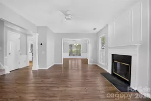 5936 Downfield Wood Dr, Charlotte, NC 28269 - Photo 7