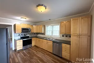 4908 Elder Ave, Charlotte, NC 28205 - Photo 7