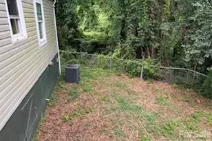 826 W Davidson Ave, Gastonia, NC 28052 - Photo 11