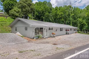 702 Love Joy Rd, Canton, NC 28716 - Photo 1