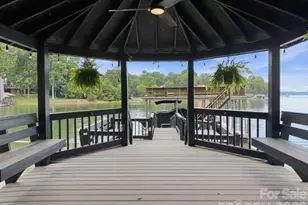 131 Long Cove Ln, Mooresville, NC 28117 - Photo 43