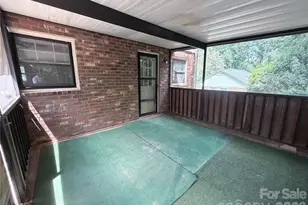 931 Pineborough Rd, Charlotte, NC 28212 - Photo 27