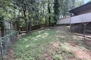 931 Pineborough Rd, Charlotte, NC 28212 - Photo 31