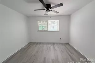 931 Pineborough Rd, Charlotte, NC 28212 - Photo 19
